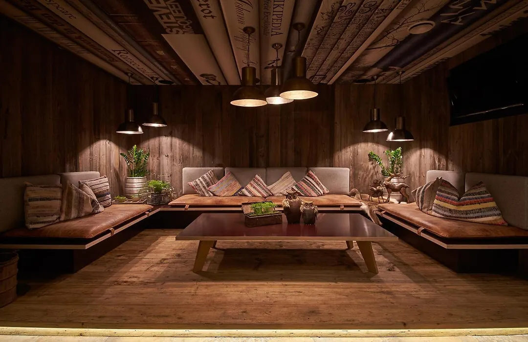 THOMSN-Alpine Rock Hotel-1