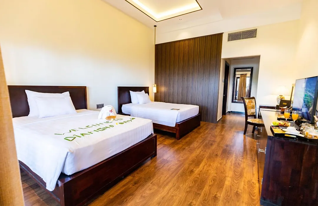 Diamond Bay Resort & Spa-1