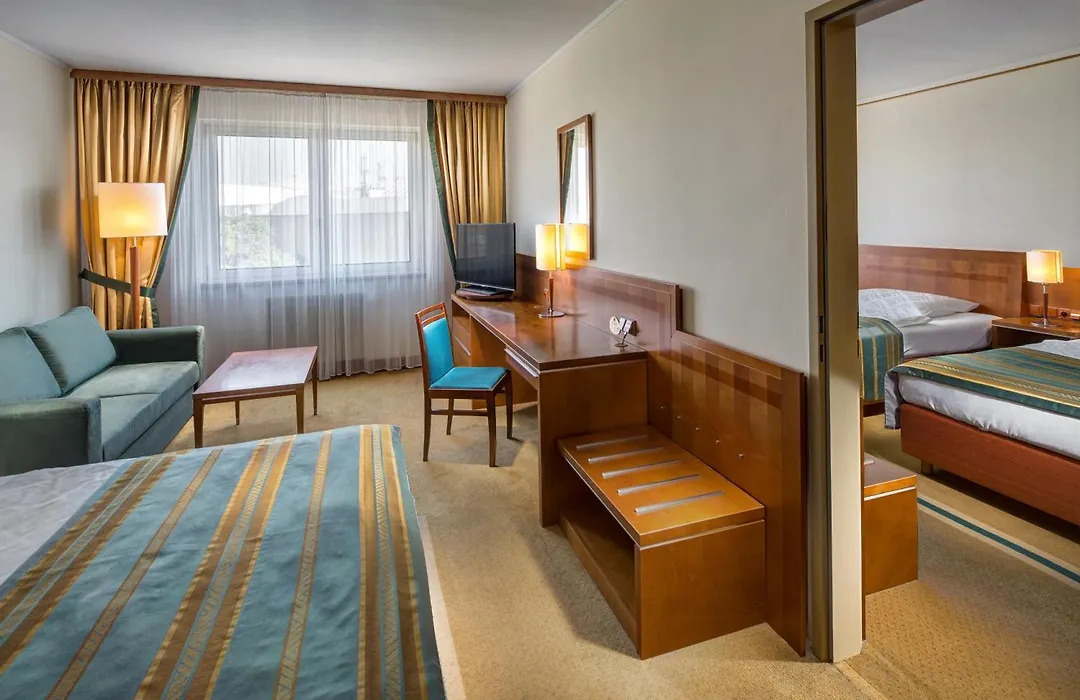 Quality Hotel Brno Exhibition Centre-1
