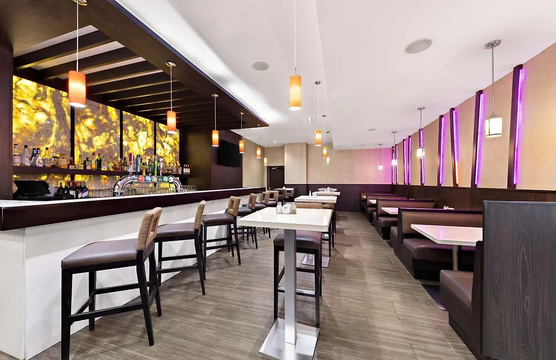 Best Western Plus Toronto North York Hotel & Suites-1