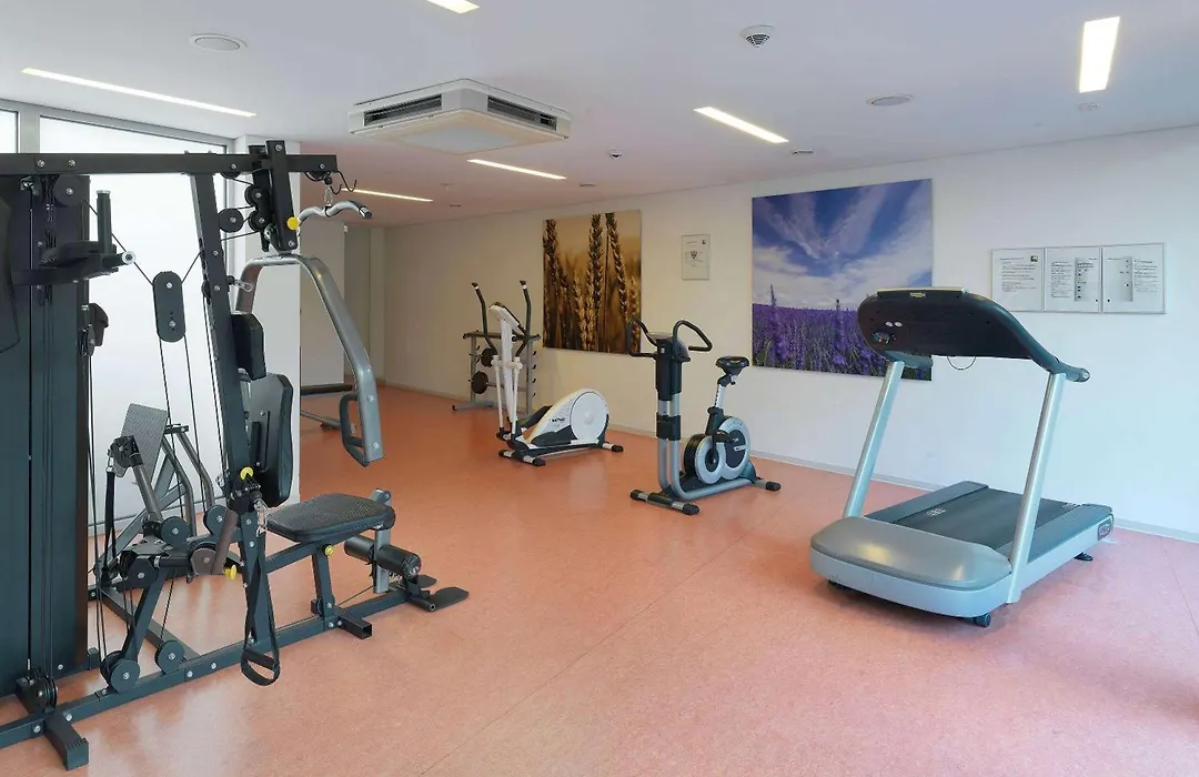Ramada By Wyndham Dresden-1