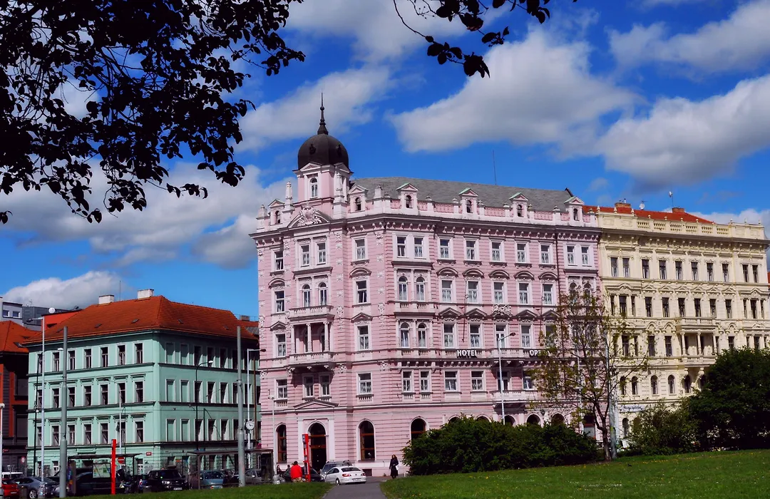Hotel Opera-1