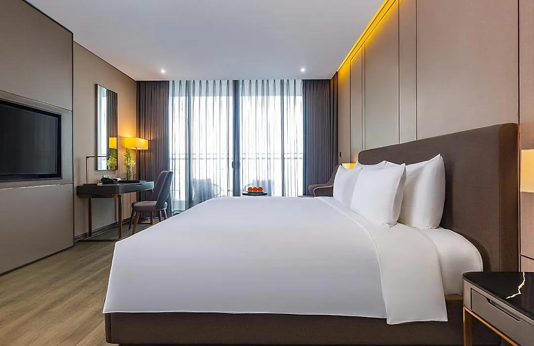 Le Sands Oceanfront Danang Hotel-1