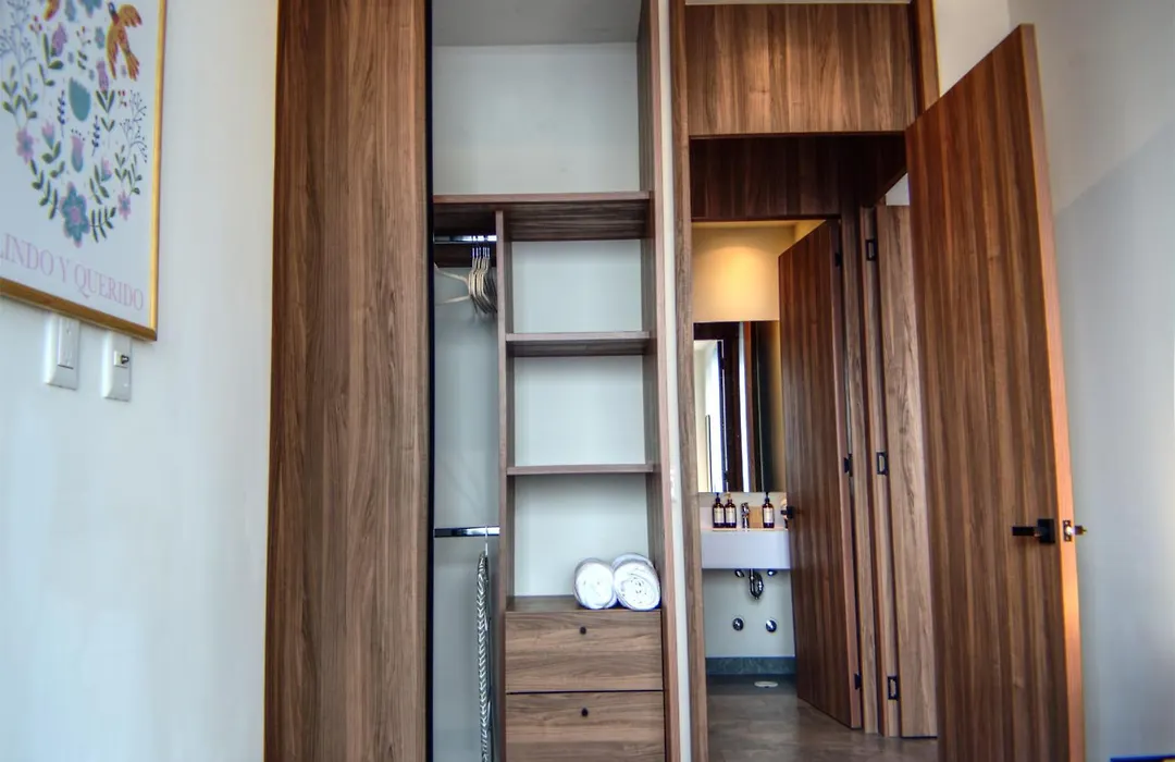 Luxurious 2Br Apartment With Jacuzzi And Awesome Views-1
