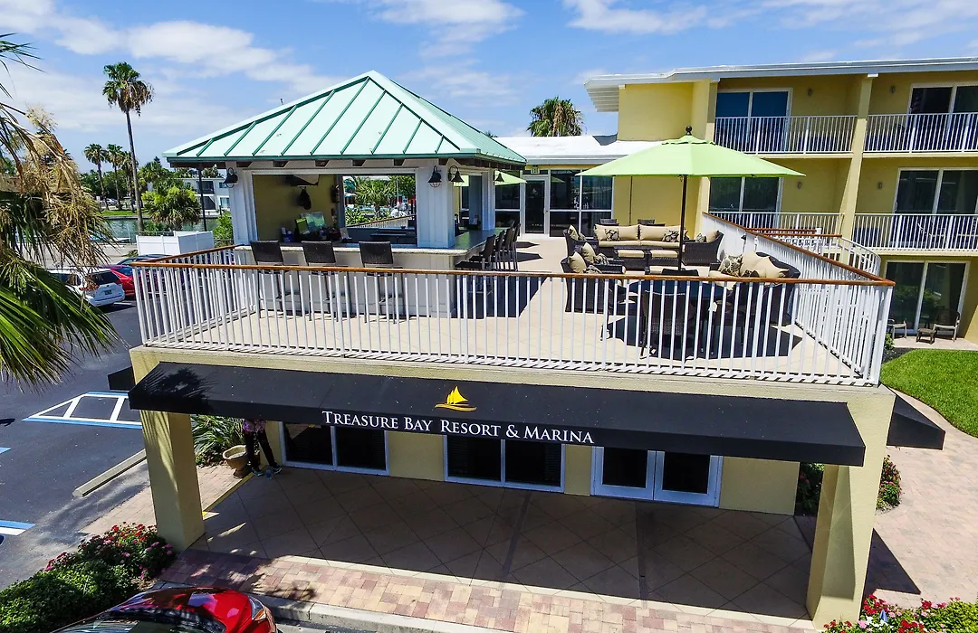 Treasure Island Hotel And Marina-1