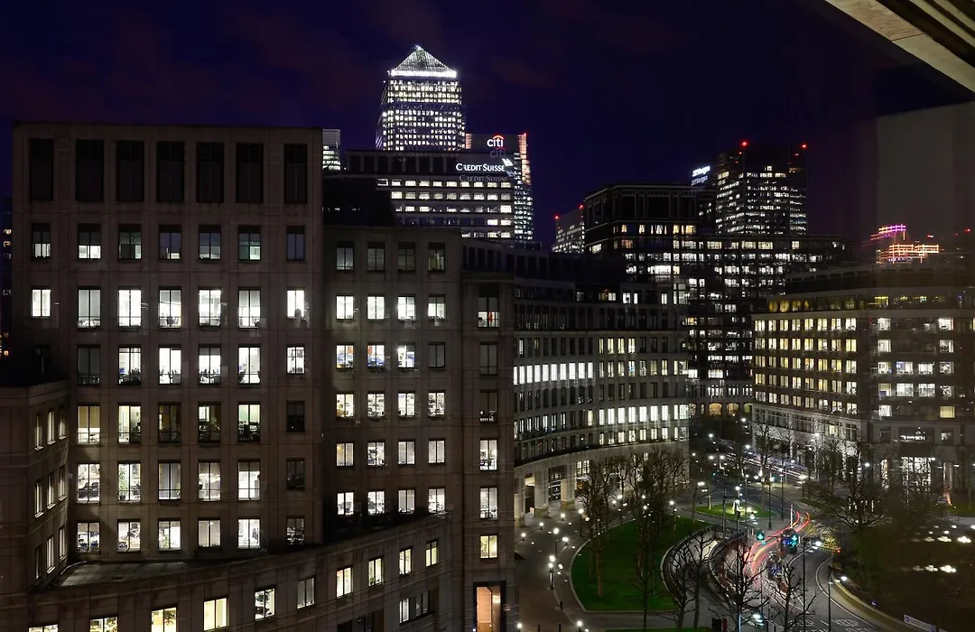 Canary Riverside Plaza Hotel-1