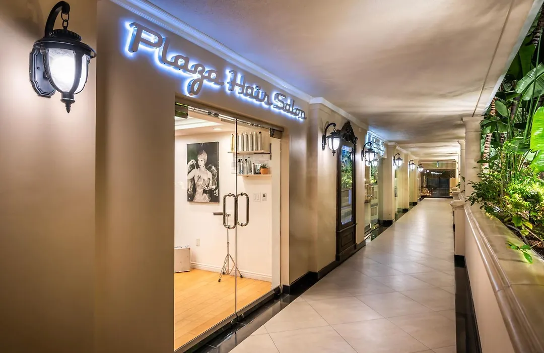 Beverly Hills Plaza Hotel & Spa-1