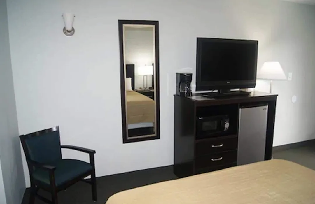 Ocean Plaza Motel-1