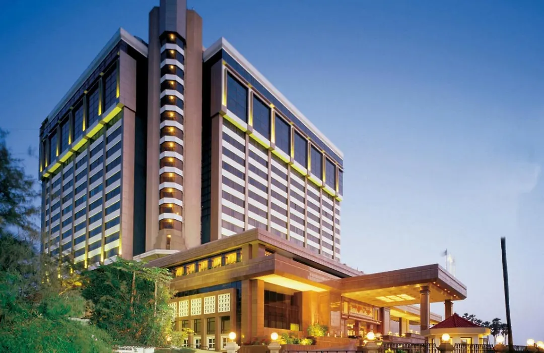 Taj Lands End-1