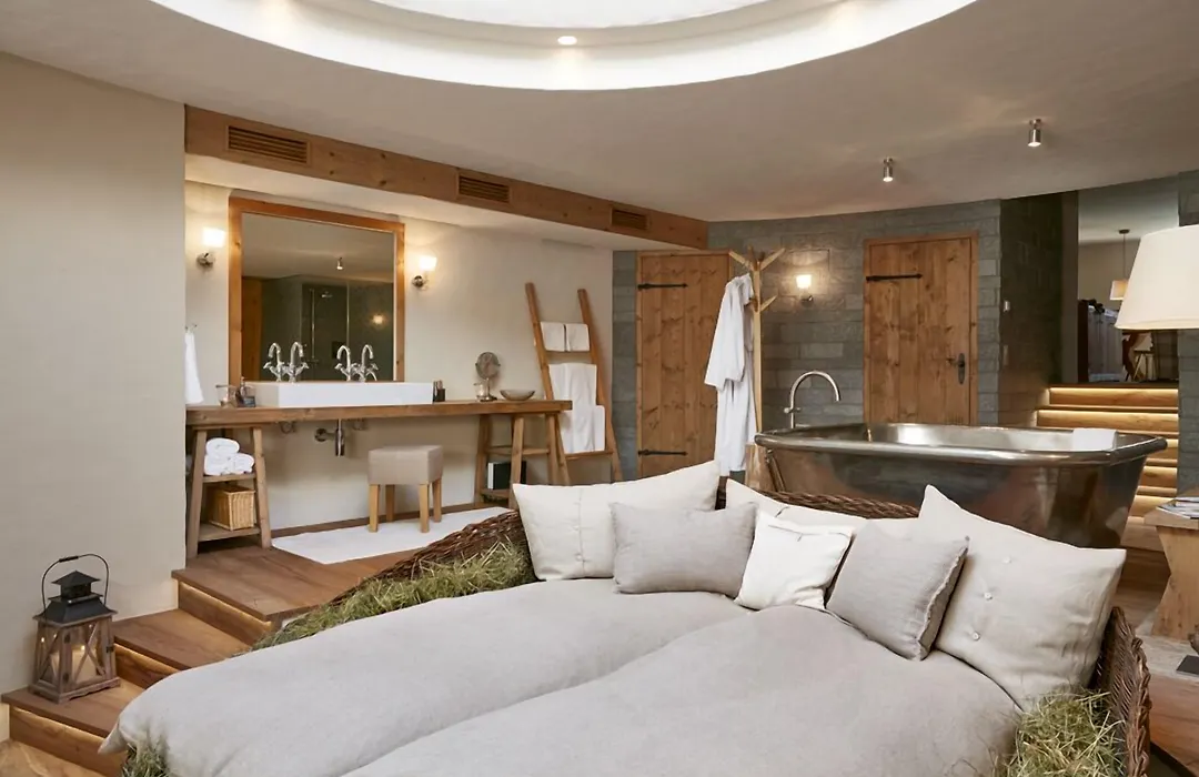Maiensaesshotel Guarda Val-1
