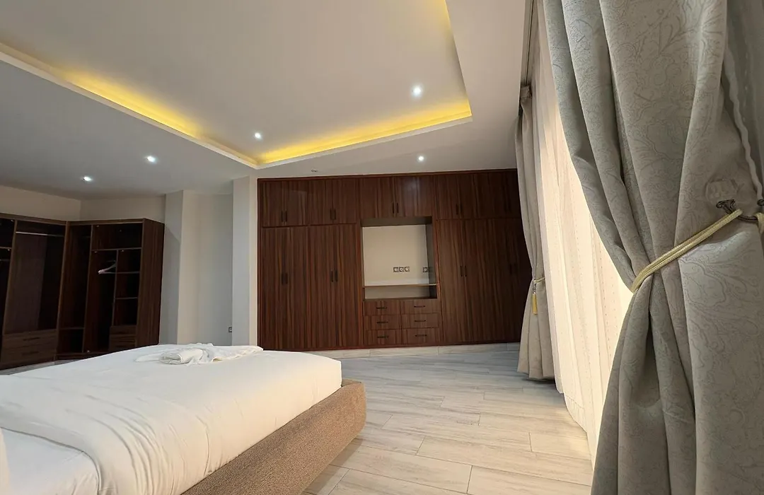 Trendy Residence - Luxury Serviced Apartments In Bastos-1