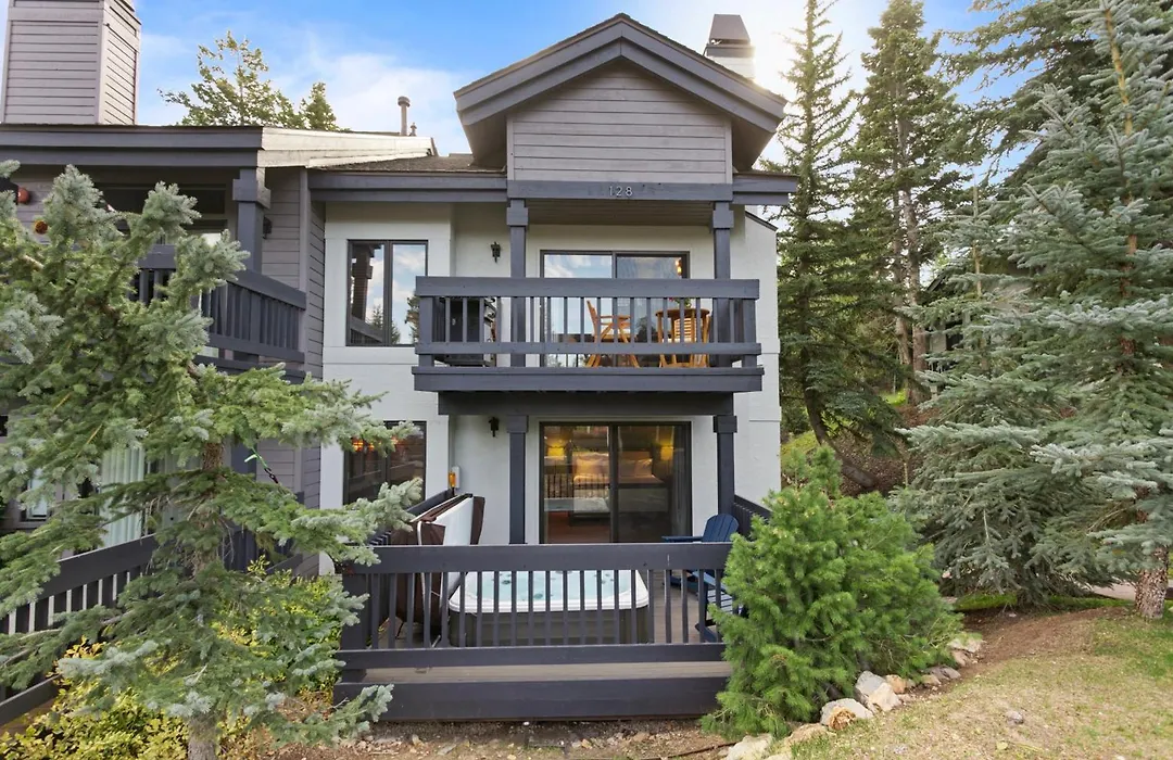 Ridgepoint - Three Bedroom With Spa #128-1