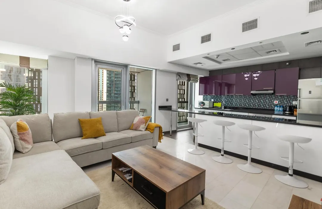 2Br In The World-Famous Twisted Skyscraper-1