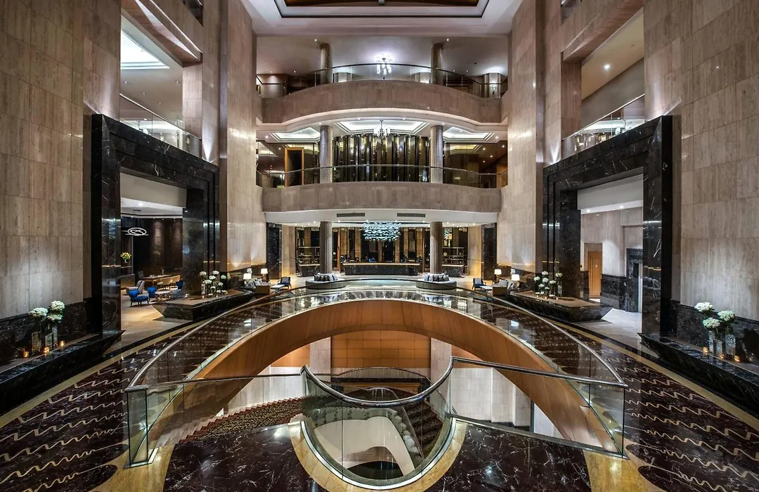 The Ritz-Carlton Jakarta, Mega Kuningan-1