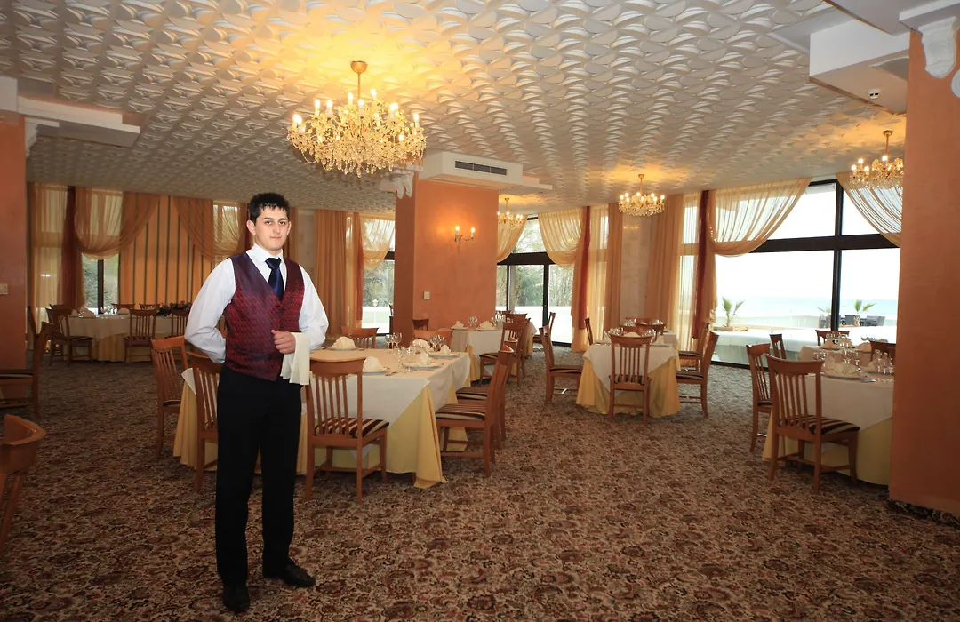The Palace Hotel, Sunny Day-1