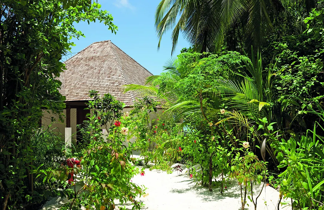 Hideaway Beach Resort & Spa - Complimentary Return Shared Seaplane Or Domestic Flight For Two Guests For A Minimum Of 7 Nights Or More For Stays Until 30Th September 2026-1