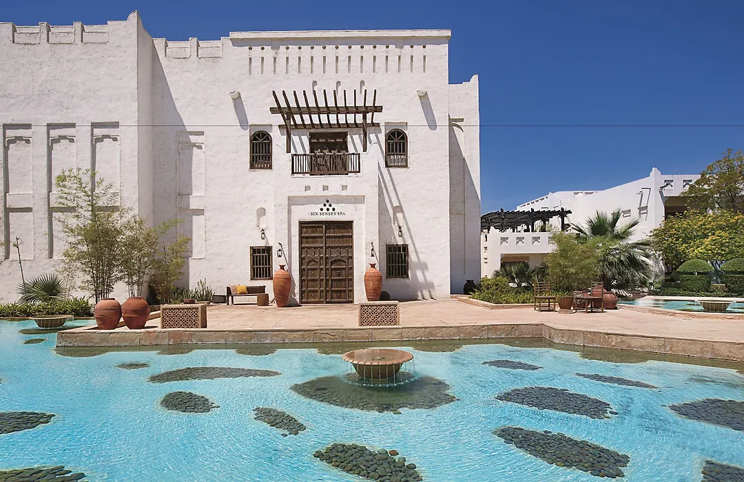 Sharq Village & Spa, A Ritz-Carlton Hotel-1