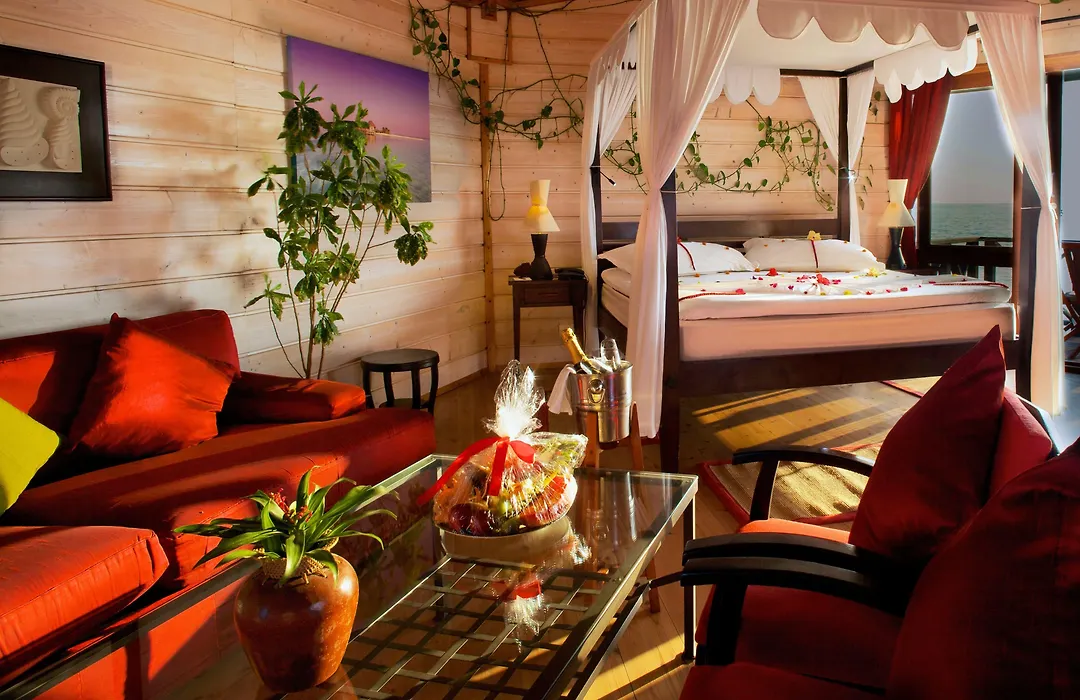 Kuredu Island Resort And Spa-1