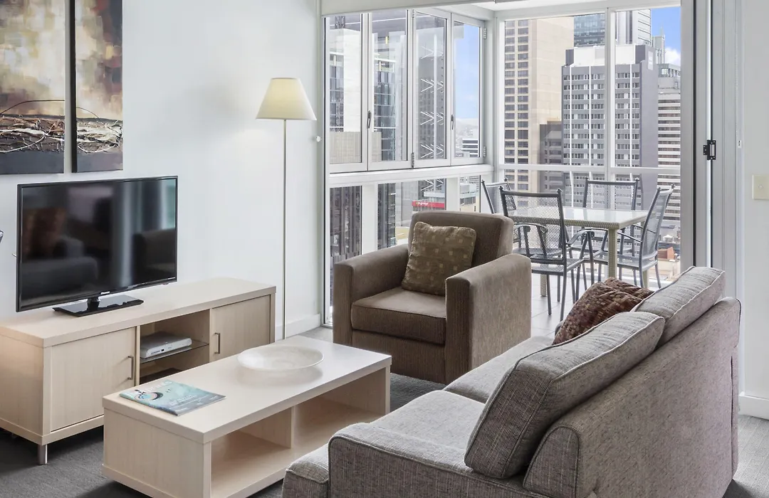 Oaks Brisbane Festival Suites-1