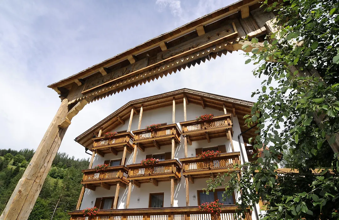 Hotel Chalet Corso-1