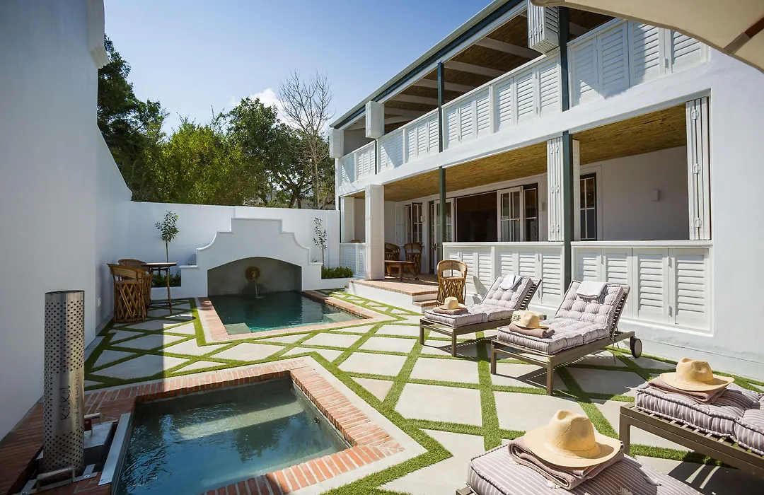 Akademie Street Boutique Hotel-1