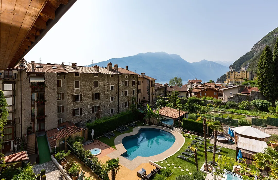 Hotel Canarino-1