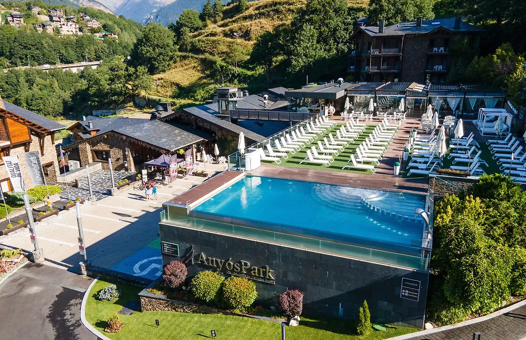 Aparthotel Anyospark Mountain & Wellness Resort-1