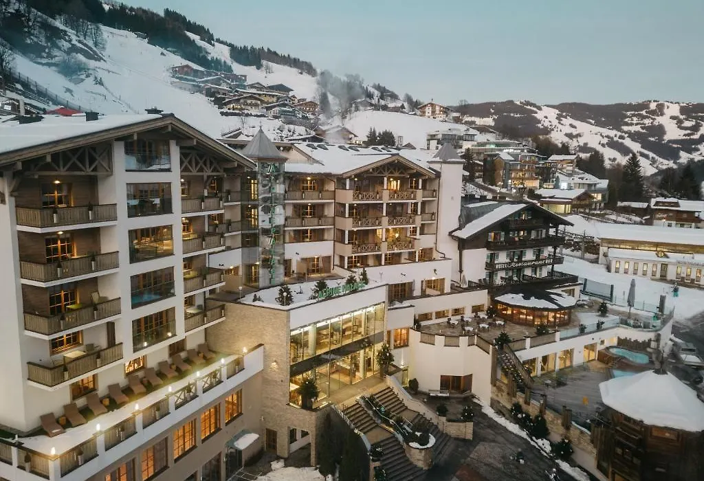 Hotel Alpine Palace-1