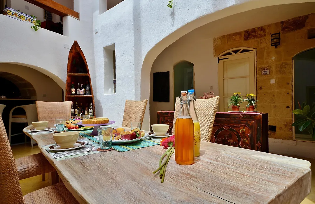Chapel 5 Boutique Suites B&B-1