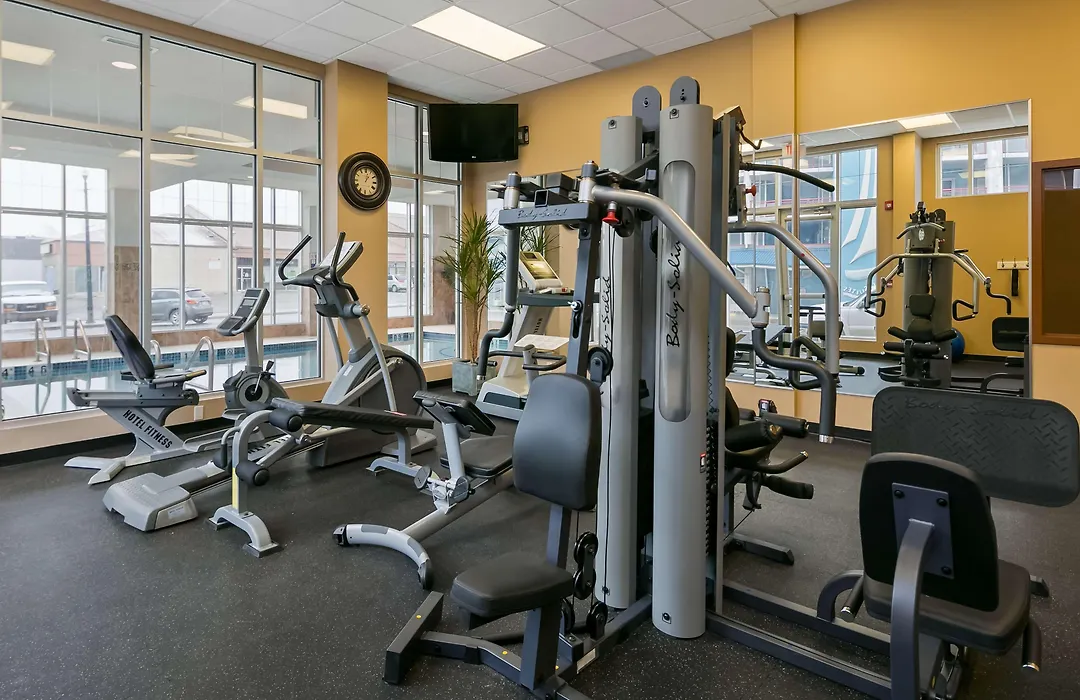Best Western Plus Chateau Inn Sylvan Lake-1
