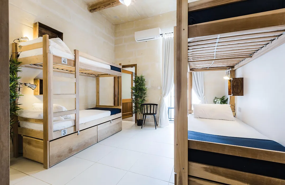 Two Pillows Boutique Hostel-1