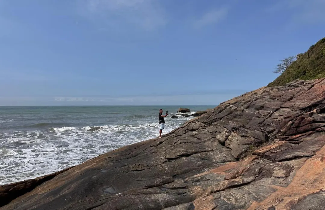 Chale Com Varanda Grande E Terraco Vista Mar-1