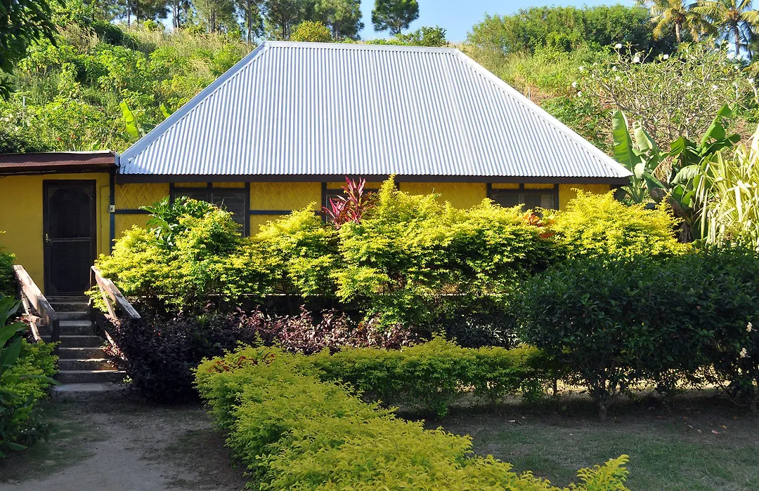 Ratu Kini Backpackers And Dive Resort-1