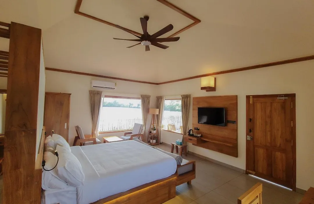 Kaayal Luxury Villa Varkala Private Lakefront Retreat-1
