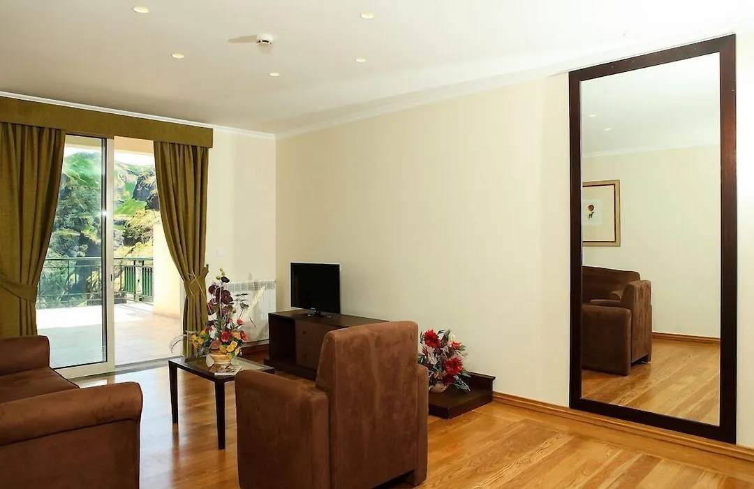 Eira Do Serrado - Hotel & Spa-1