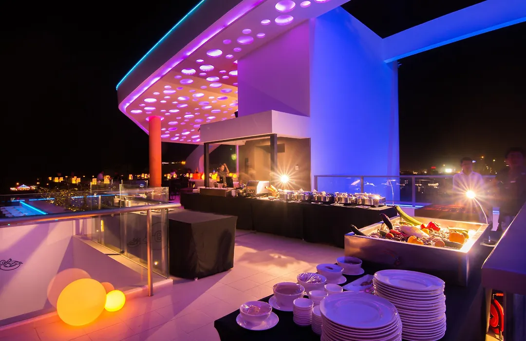 Sun & Moon, Urban Hotel-1