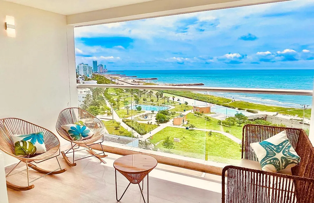 Beachfront Apartment - Pool - Jacuzzi - Wi-Fi-1