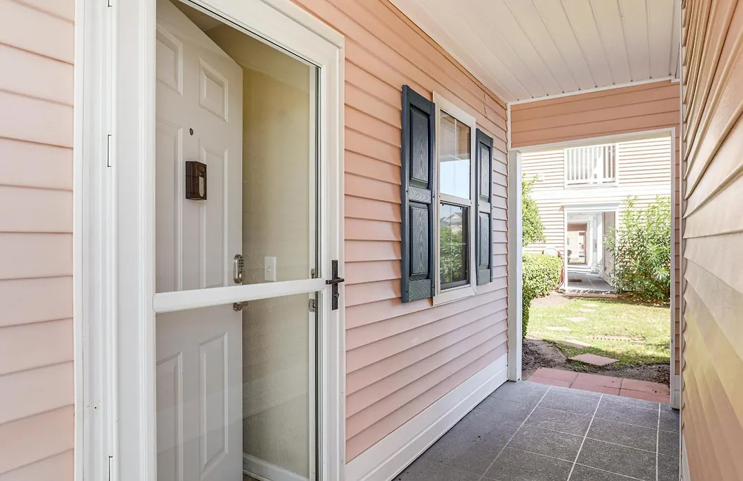 Steps To Pool And Golf! Family Myrtle Beach Retreat-1
