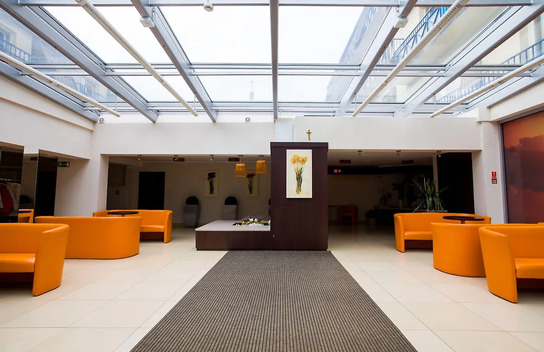 Hotel *** Nat Kolobrzeg-1