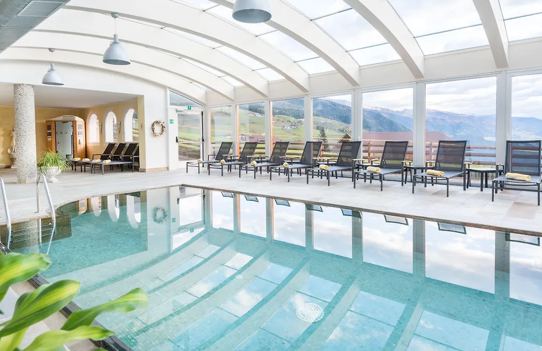 Hotel Alpenfrieden-1
