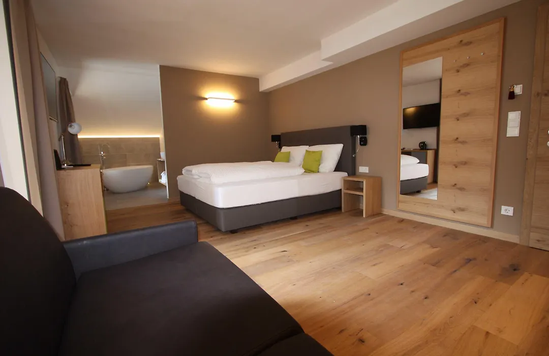 Sport Hotel-1