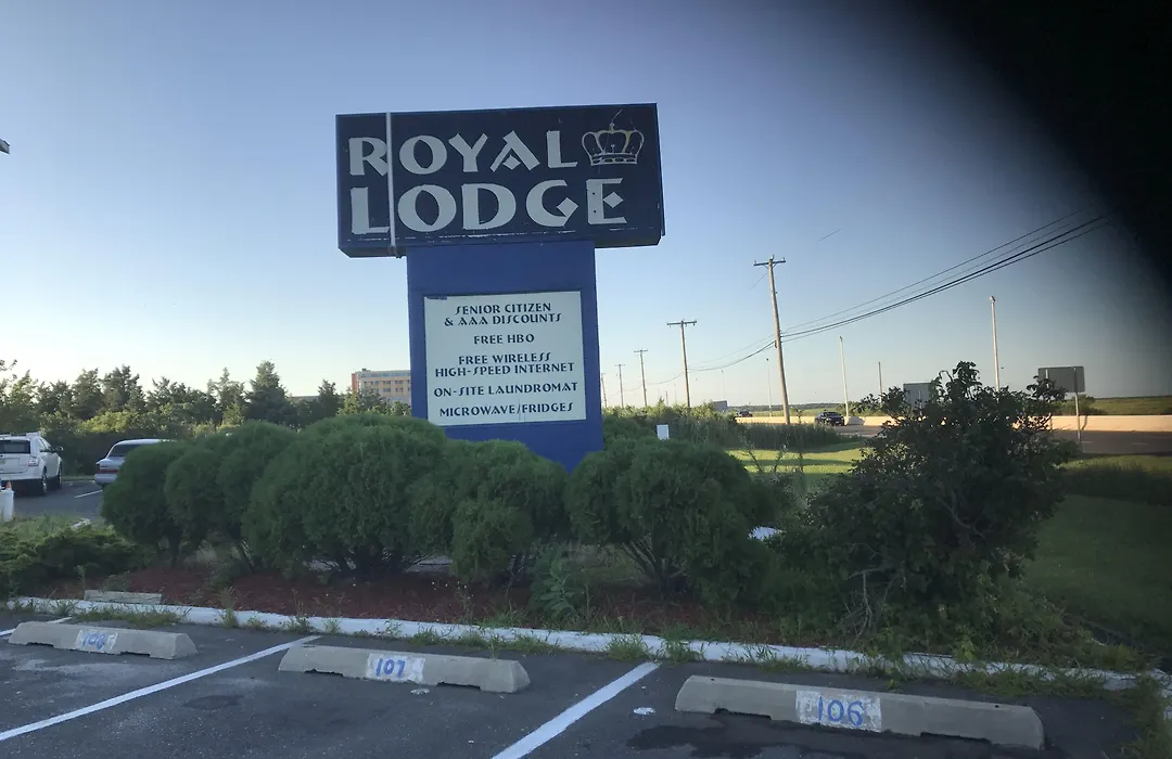 Royal Lodge-1