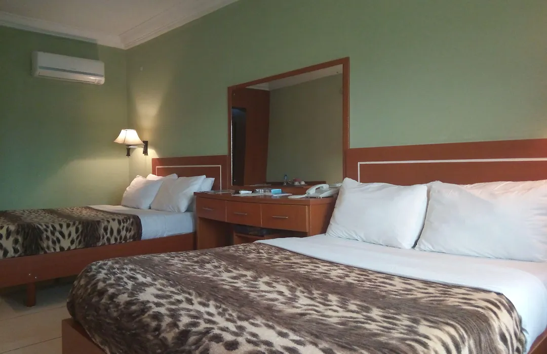 Asaa Pyramid Hotel-1