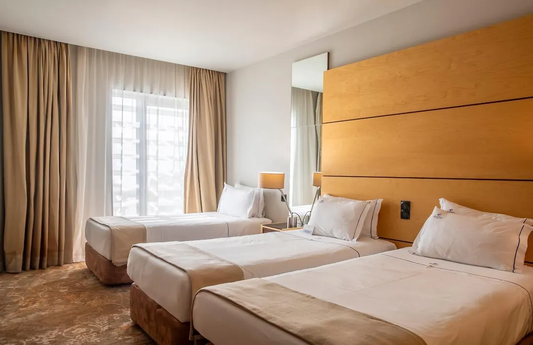 Vip Executive Azores Hotel-1