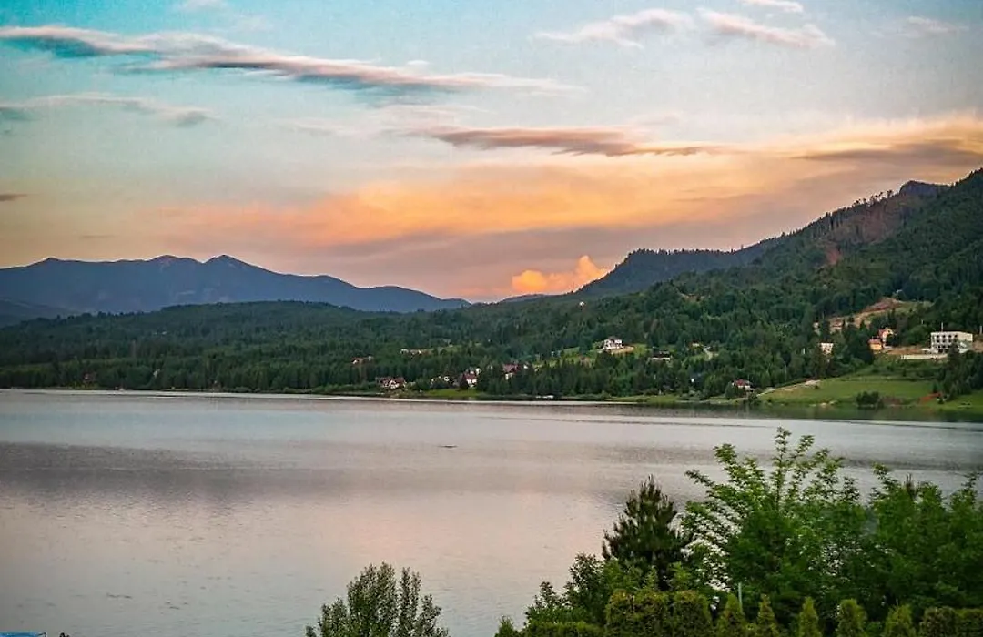 Hotel Roser House Boutique - Pe Malul Lacului Colibita-1