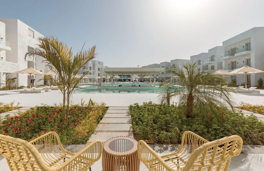 Tanoak Resort-1