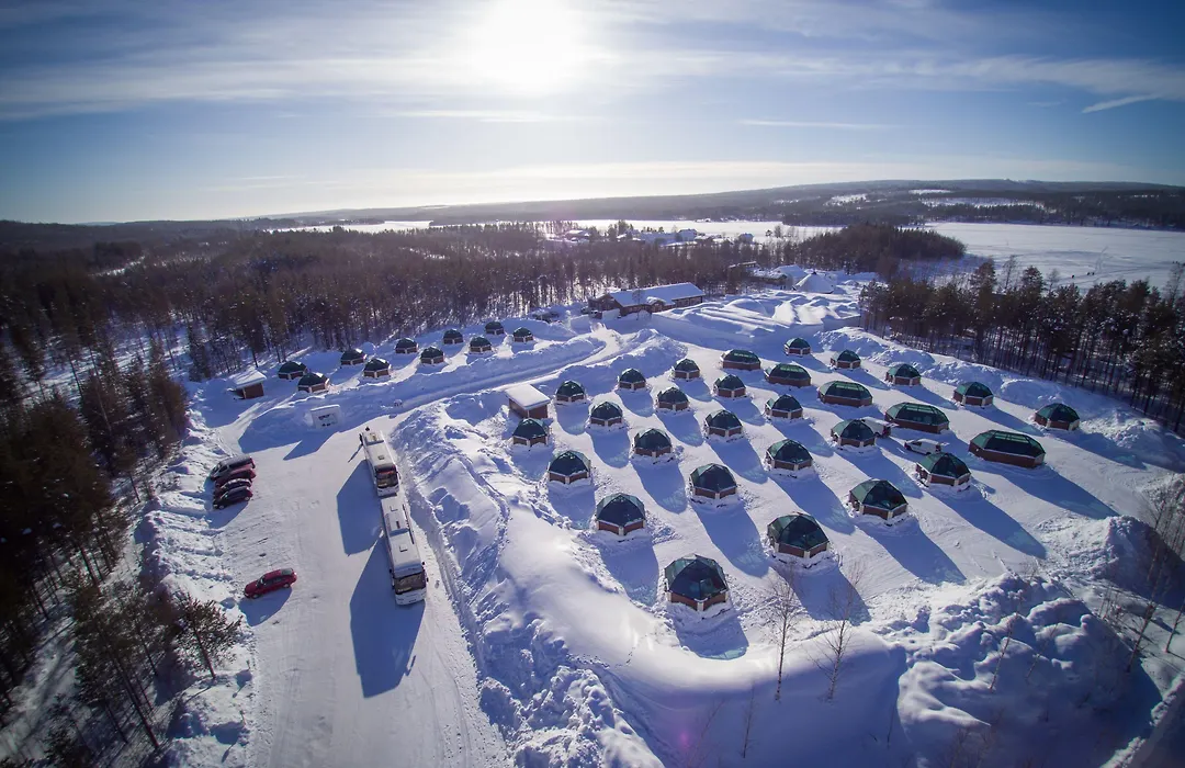 Arctic Snowhotel & Glass Igloos-1
