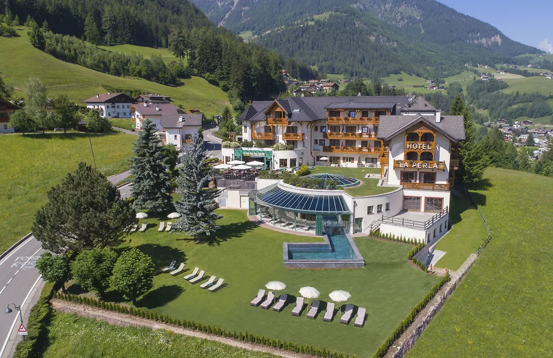 Alpin & Vital Hotel La Perla-1