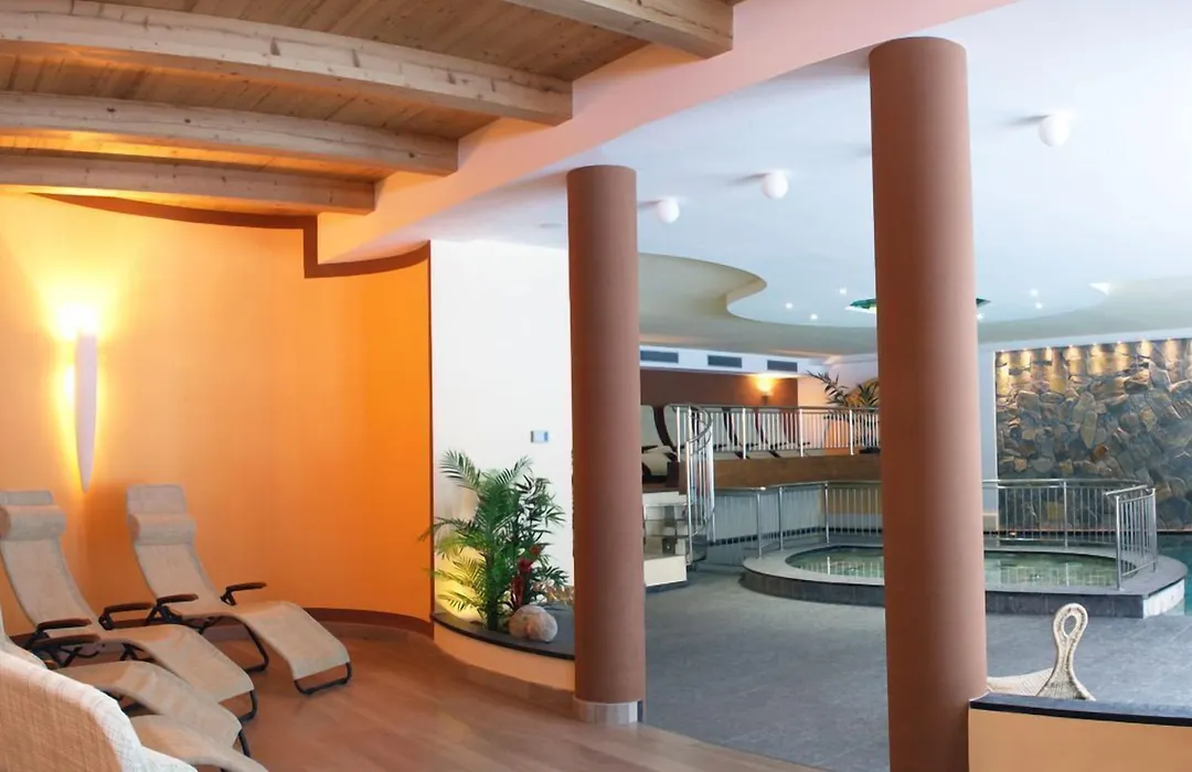 Vidor Resort-1