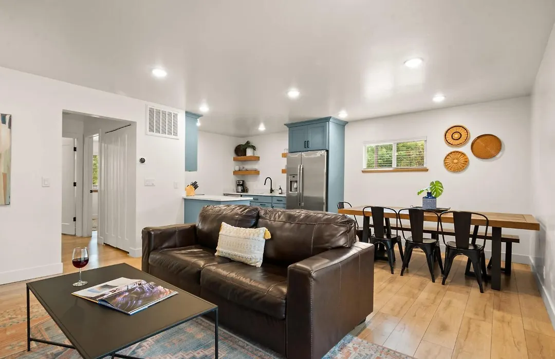 Near Downtown Stylish 2Br With Amazing Patio - 5-1